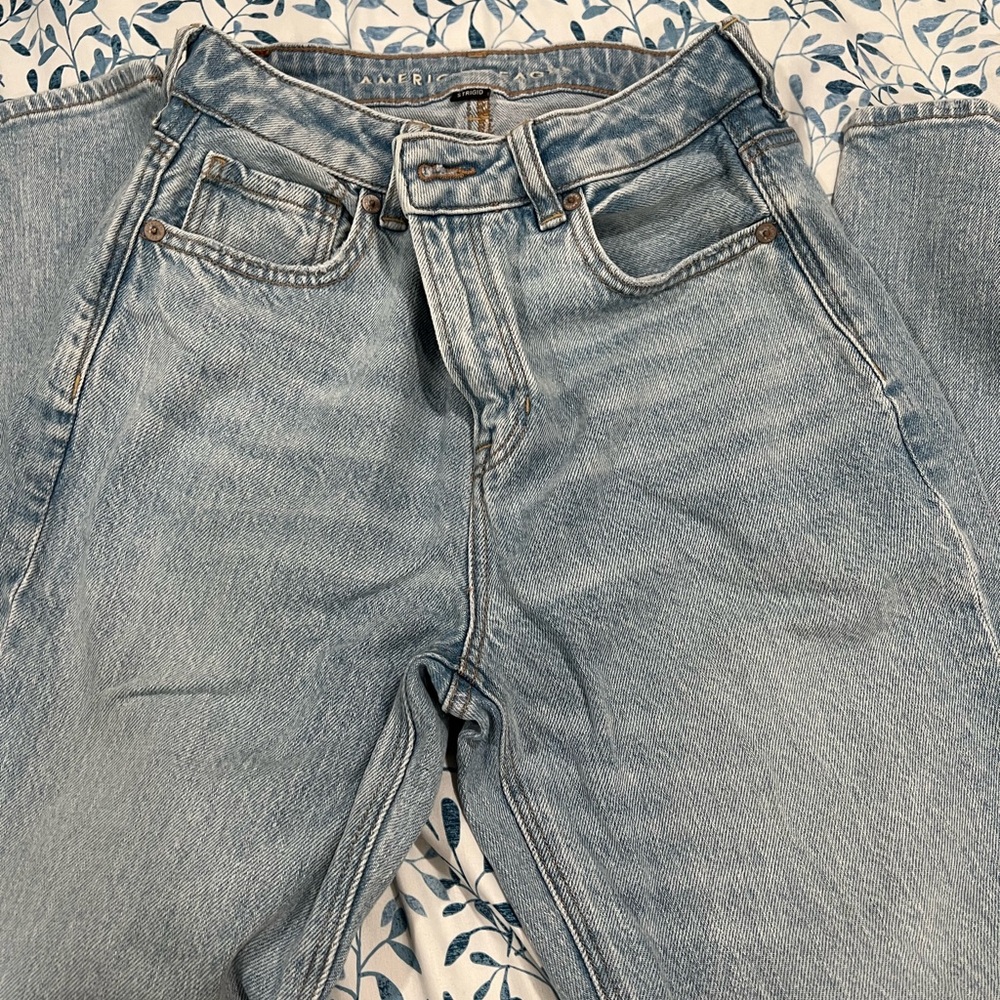 Slightly used American eagle jeans